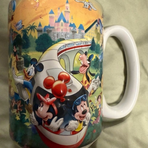 New Walt Disneyland Resort DAD Coffee/Tea Mug with 3D Raised Monerail Official - Picture 2 of 8